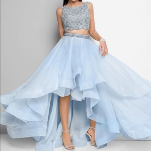 Terani 2 piece blue dress  Size 6.  NWT